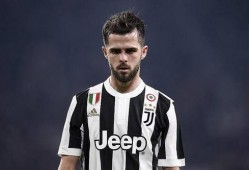 皇马最新爆料消息,转会动态与球队未来展望